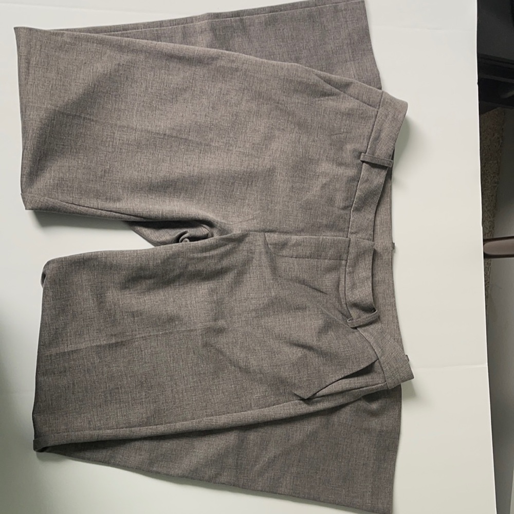 Kut from the Kloth women’s trousers size 12.